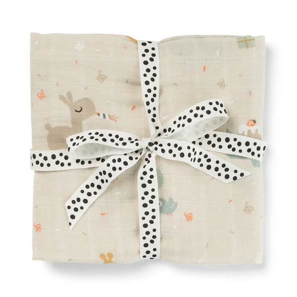 Done by Deer swaddle pamučna pelena 120×120 Celebration Sand