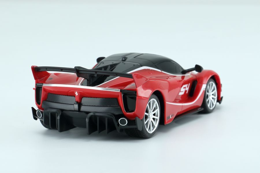 Rastar Ferrari FXX K Evo – crveni auto na daljinski 1:24 - Image 4