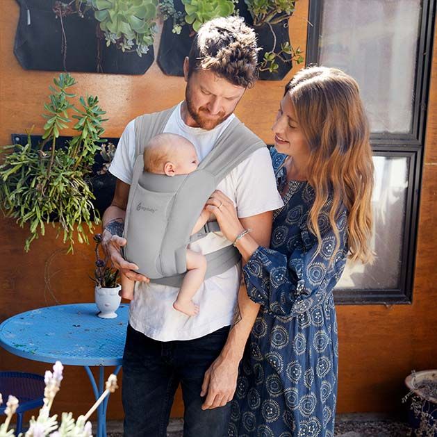 Ergobaby Embrace Soft Air Mesh nosiljka Soft Grey - Image 2