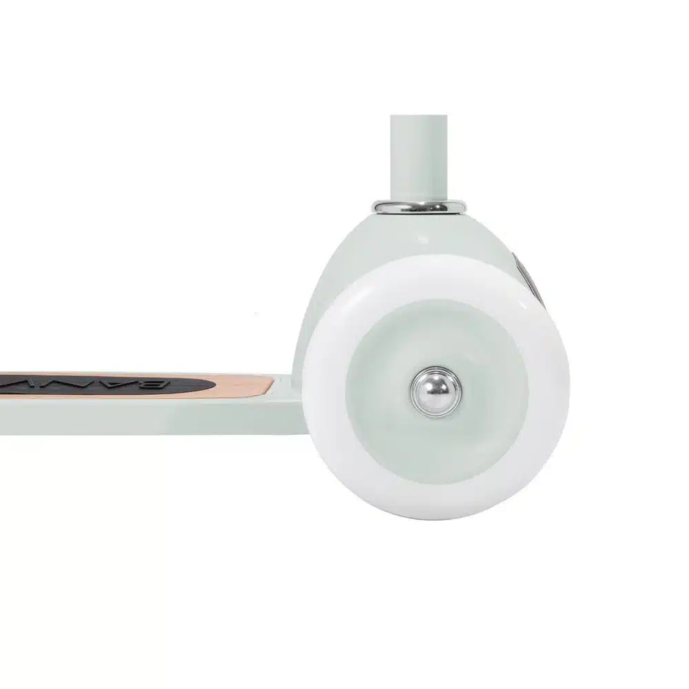 Banwood Romobil Trotinet Pale Mint + Pletena korpica - Image 10
