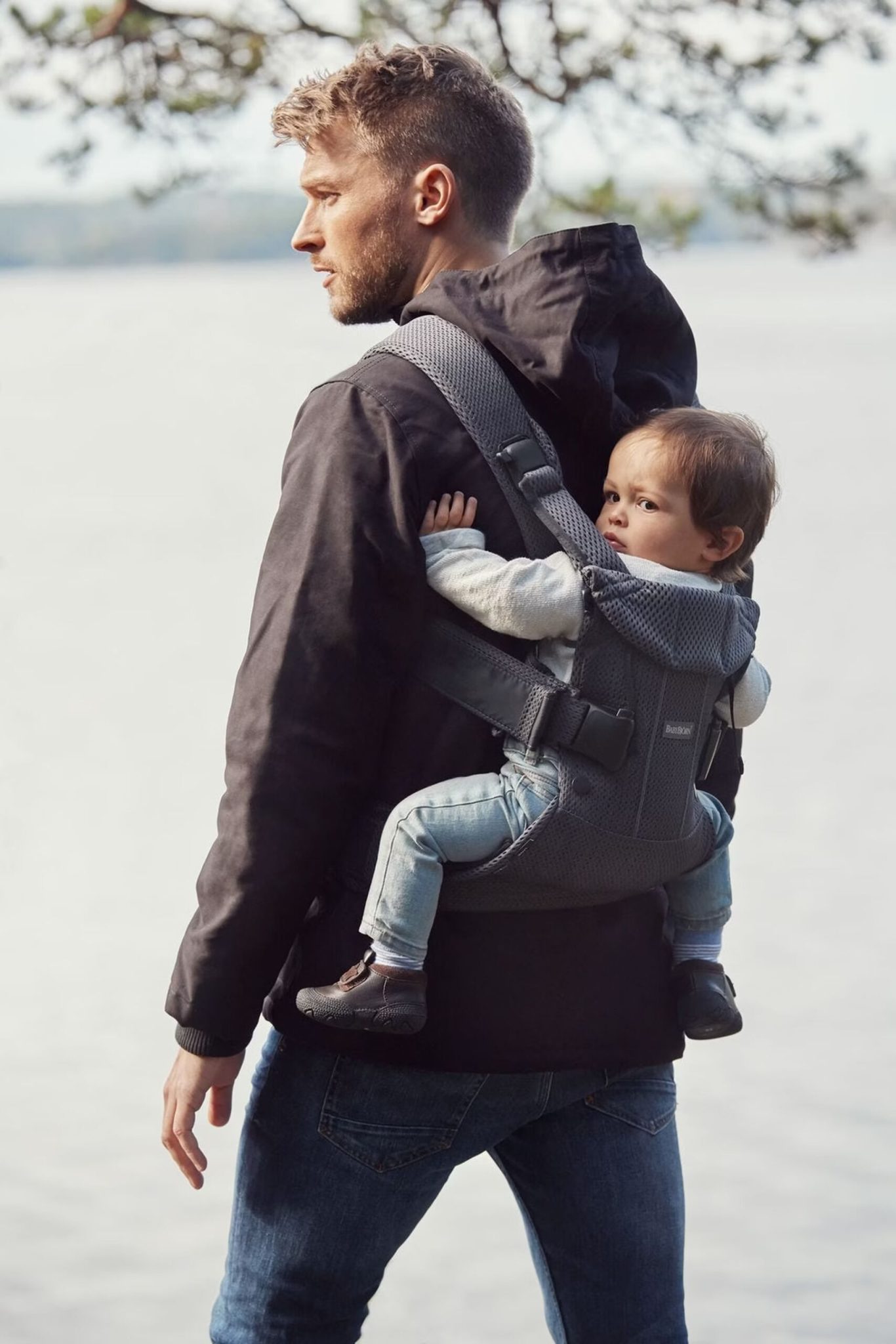 BabyBjörn Nosiljka za bebe One Air Anthracite, 3D Mesh - Image 3