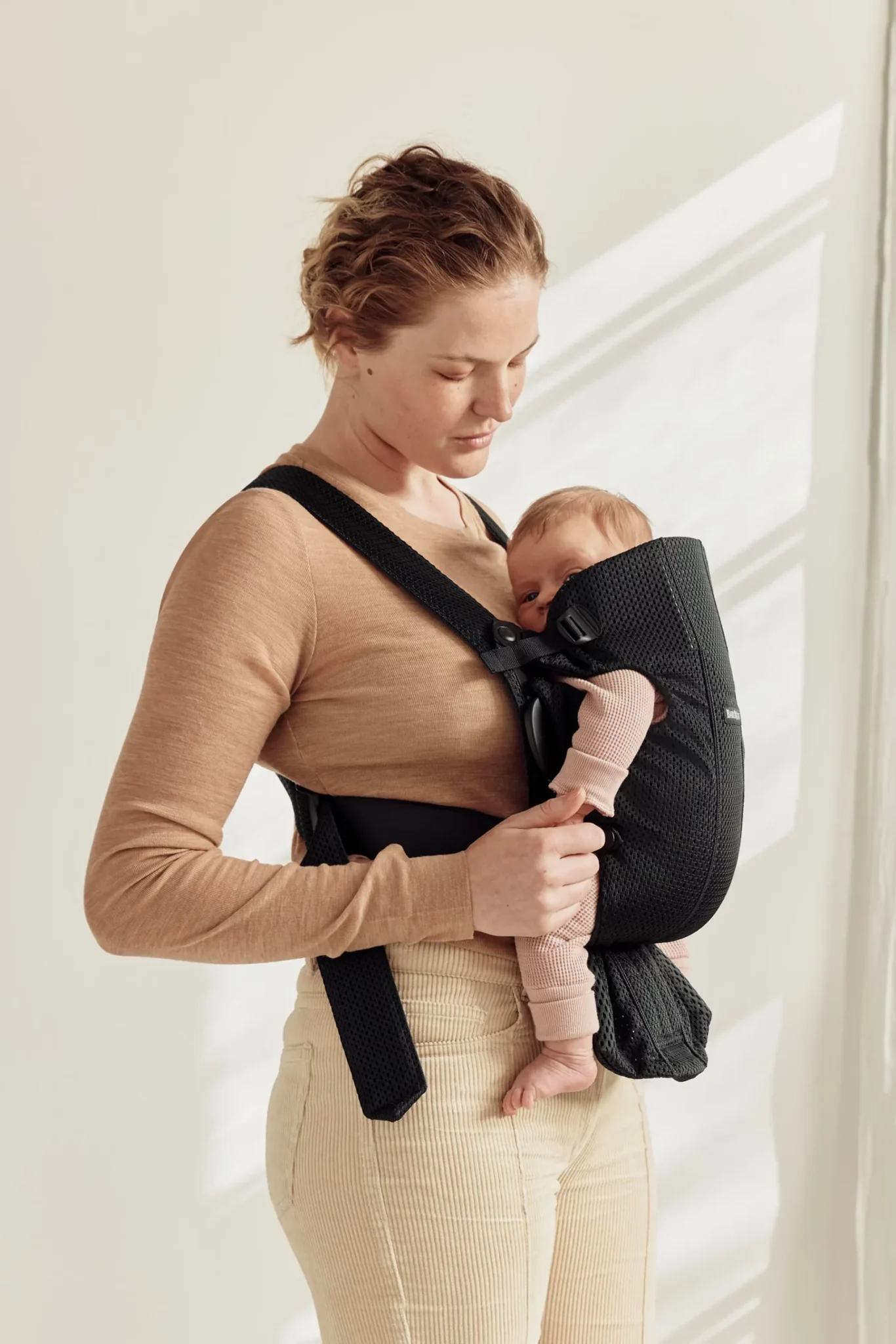 BabyBjörn Nosiljka za bebe Mini Black, 3D Mesh - Image 4