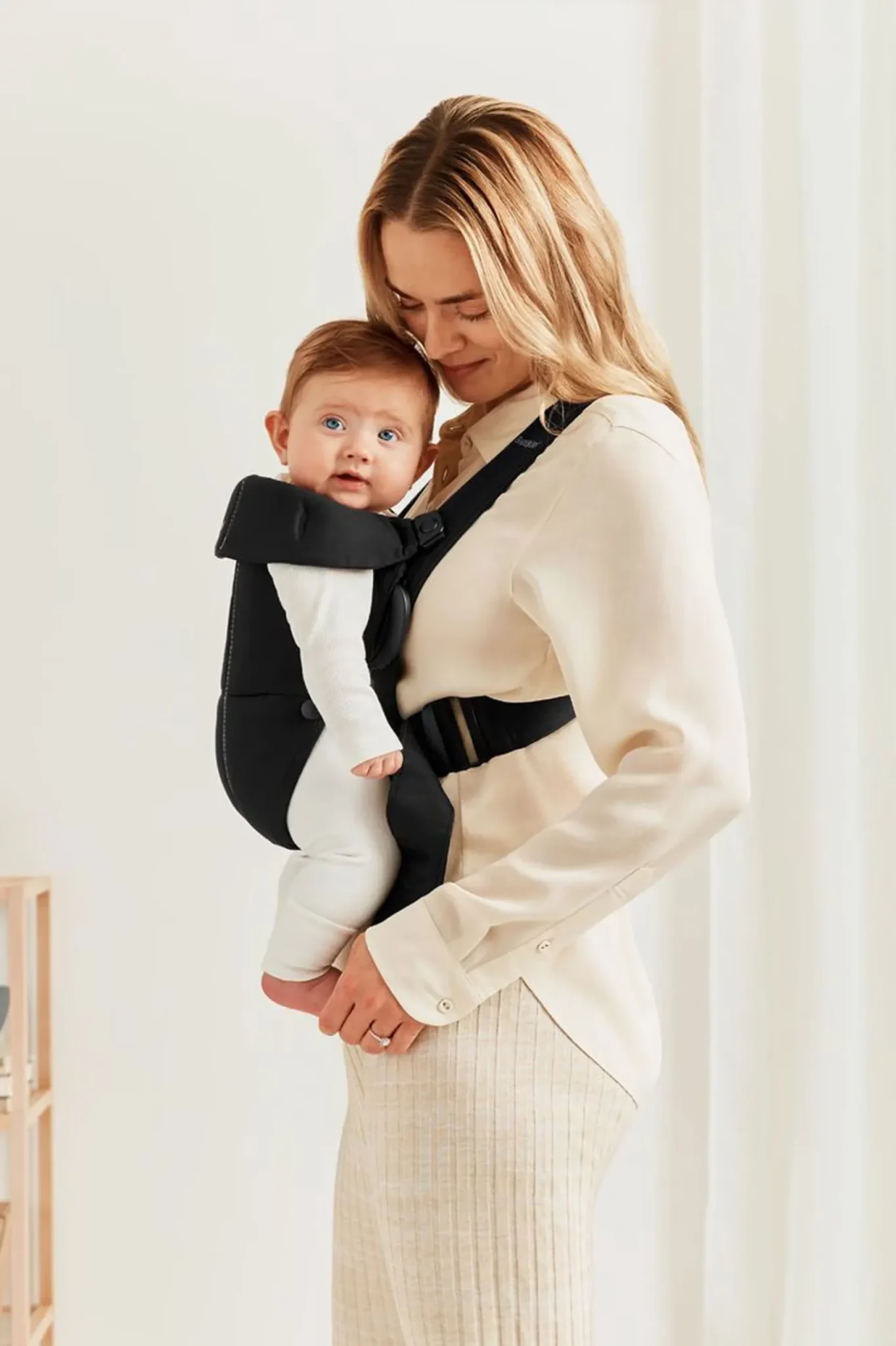 BabyBjörn Nosiljka za bebe Mini Black, Woven - Image 10