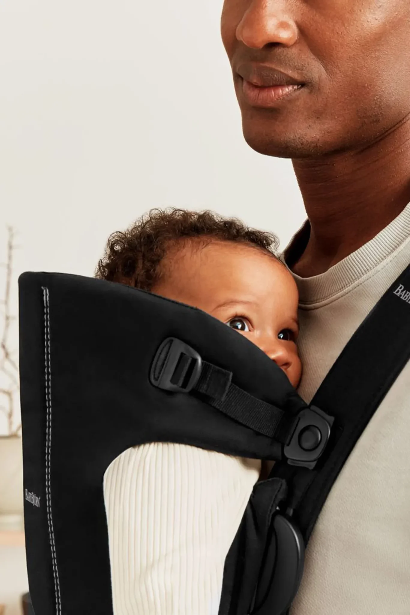 BabyBjörn Nosiljka za bebe Mini Black, Woven - Image 6