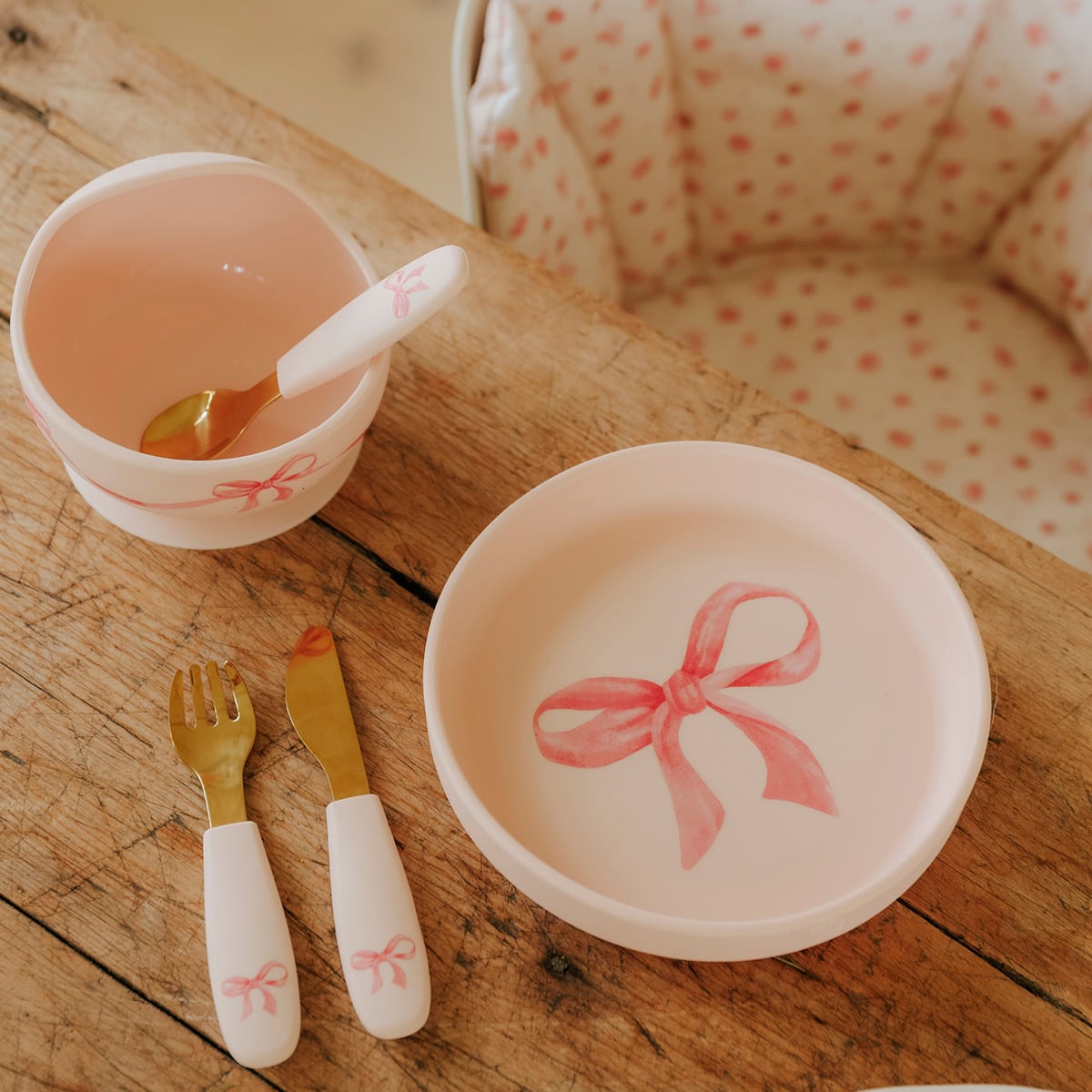Elodie Set silikonska zdjelica i kašikica Rosy Bow - Image 5