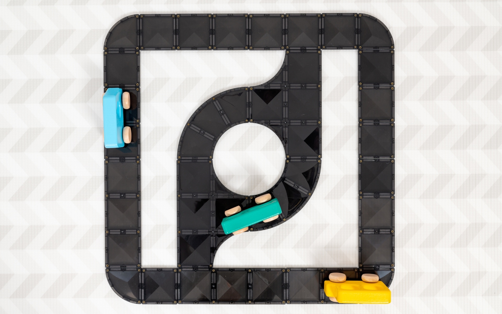Connetix Tiles Creative Roads set (48 kom) +GRATIS Roads Rampe i raskrsnice (16 kom) - Image 7