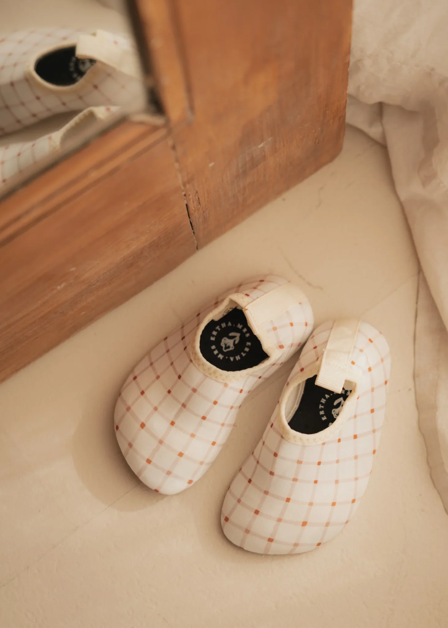 Mrs Ertha Swimmies patike za vodu Organic Squares - Image 3