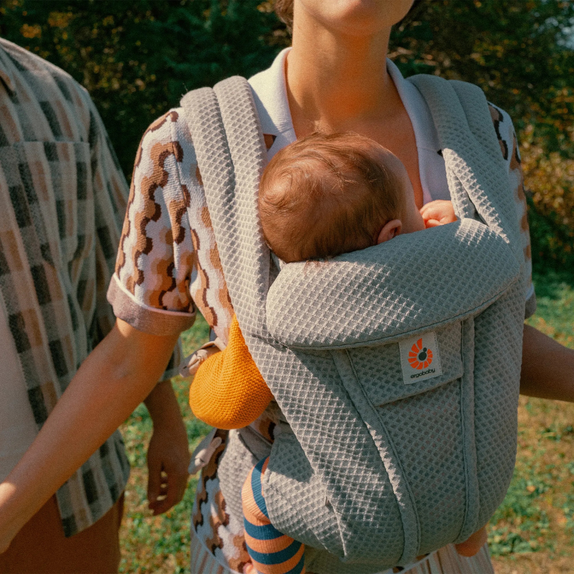 Ergobaby Omni Deluxe Mesh nosiljka Pearl Grey - Image 2