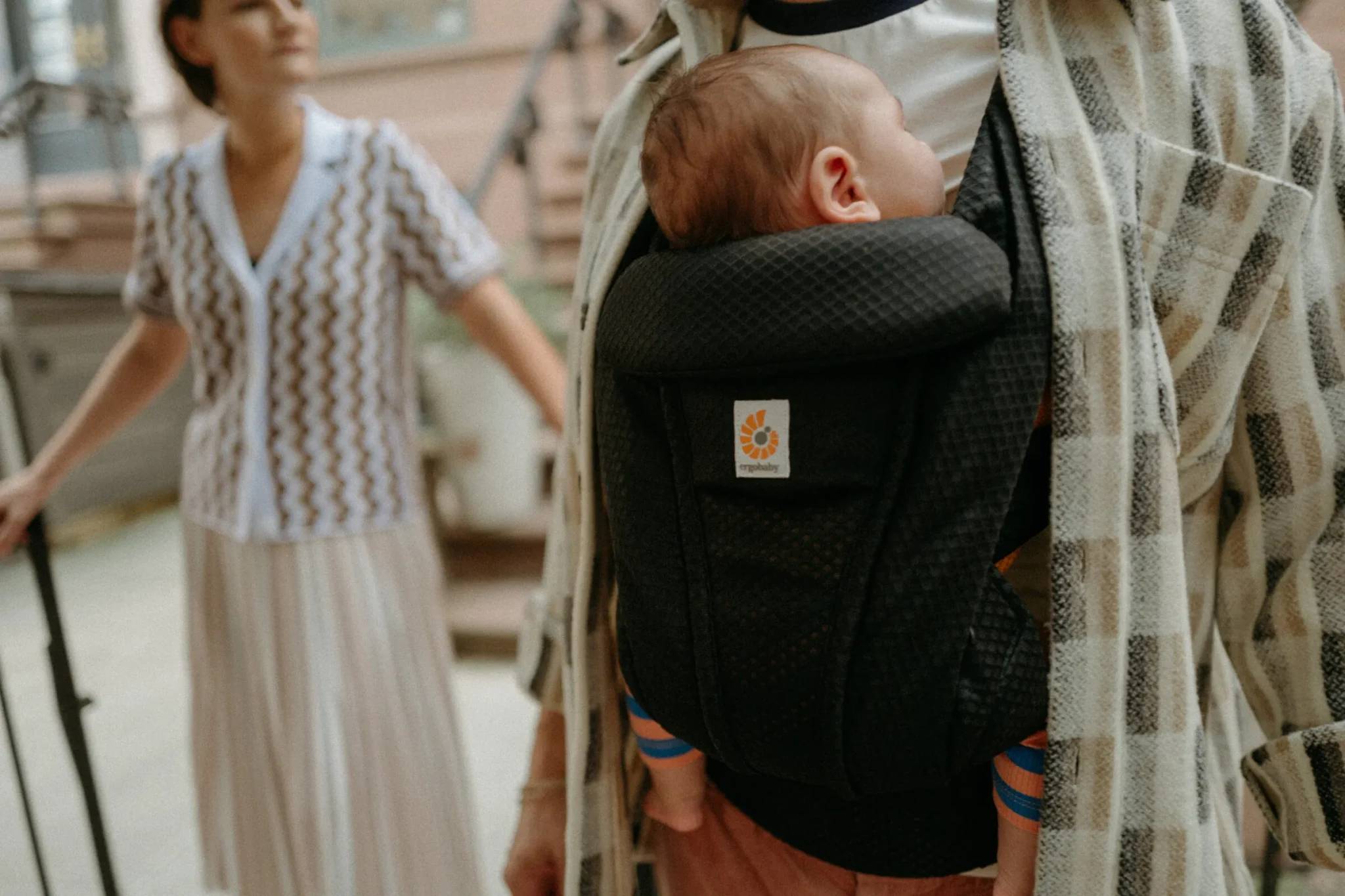 Ergobaby Omni Deluxe Mesh nosiljka Onyx Black - Image 2