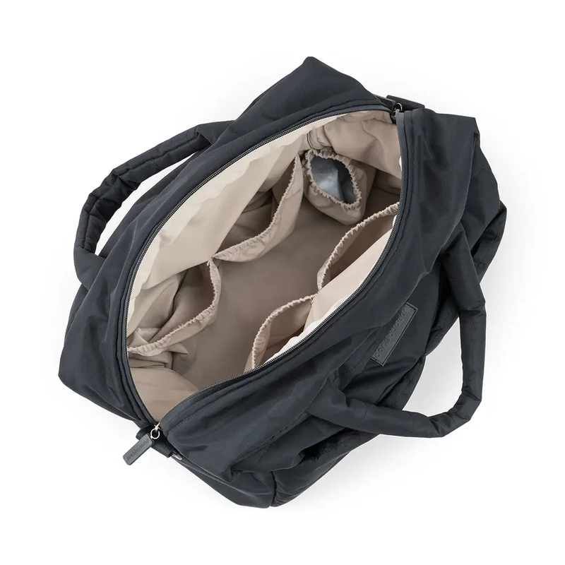 Done by Deer torba Quilted changing bag Black - Image 2