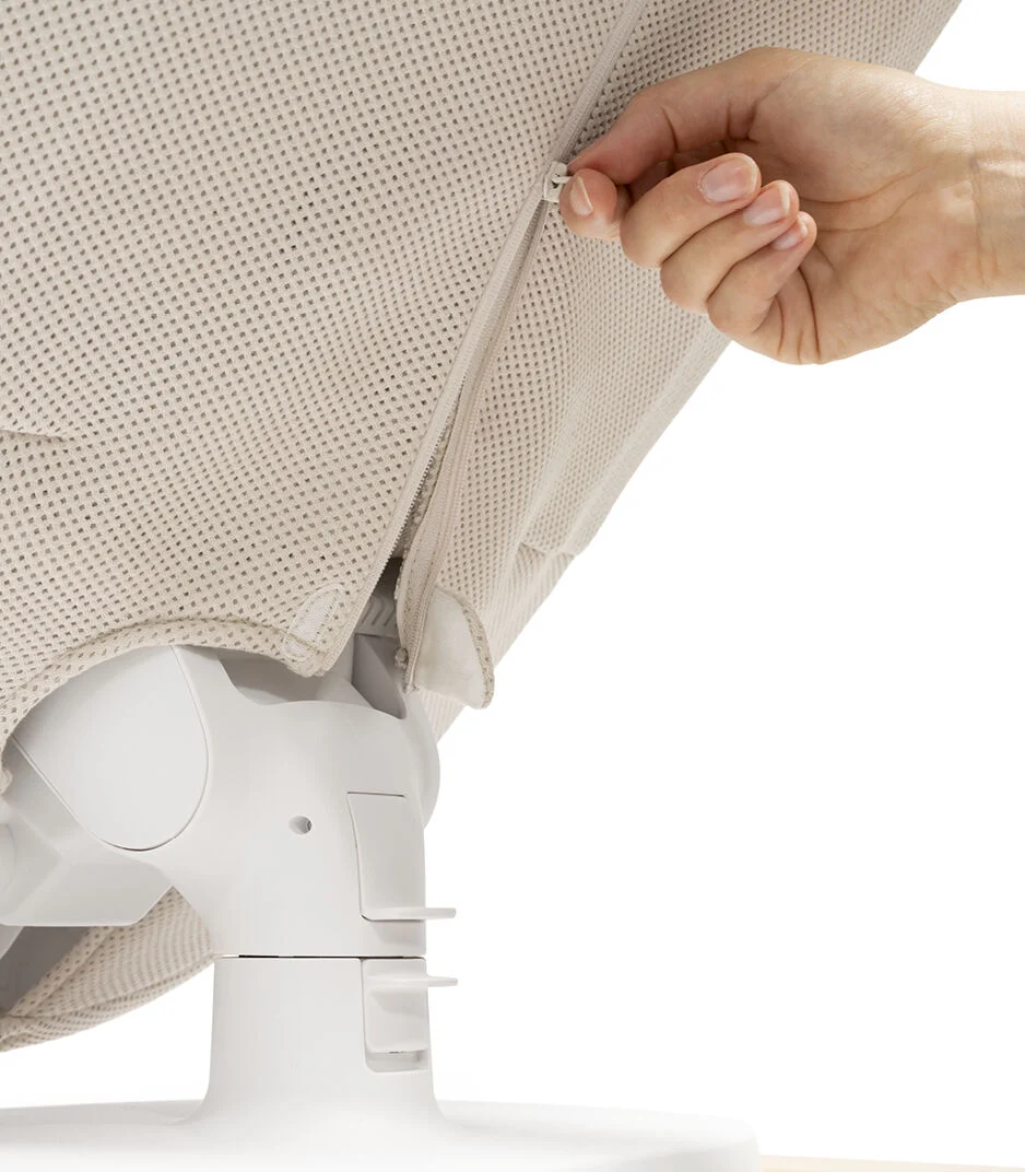Stokke YOGA Ležaljka i Njihalica za Bebe Light Sand - Image 13