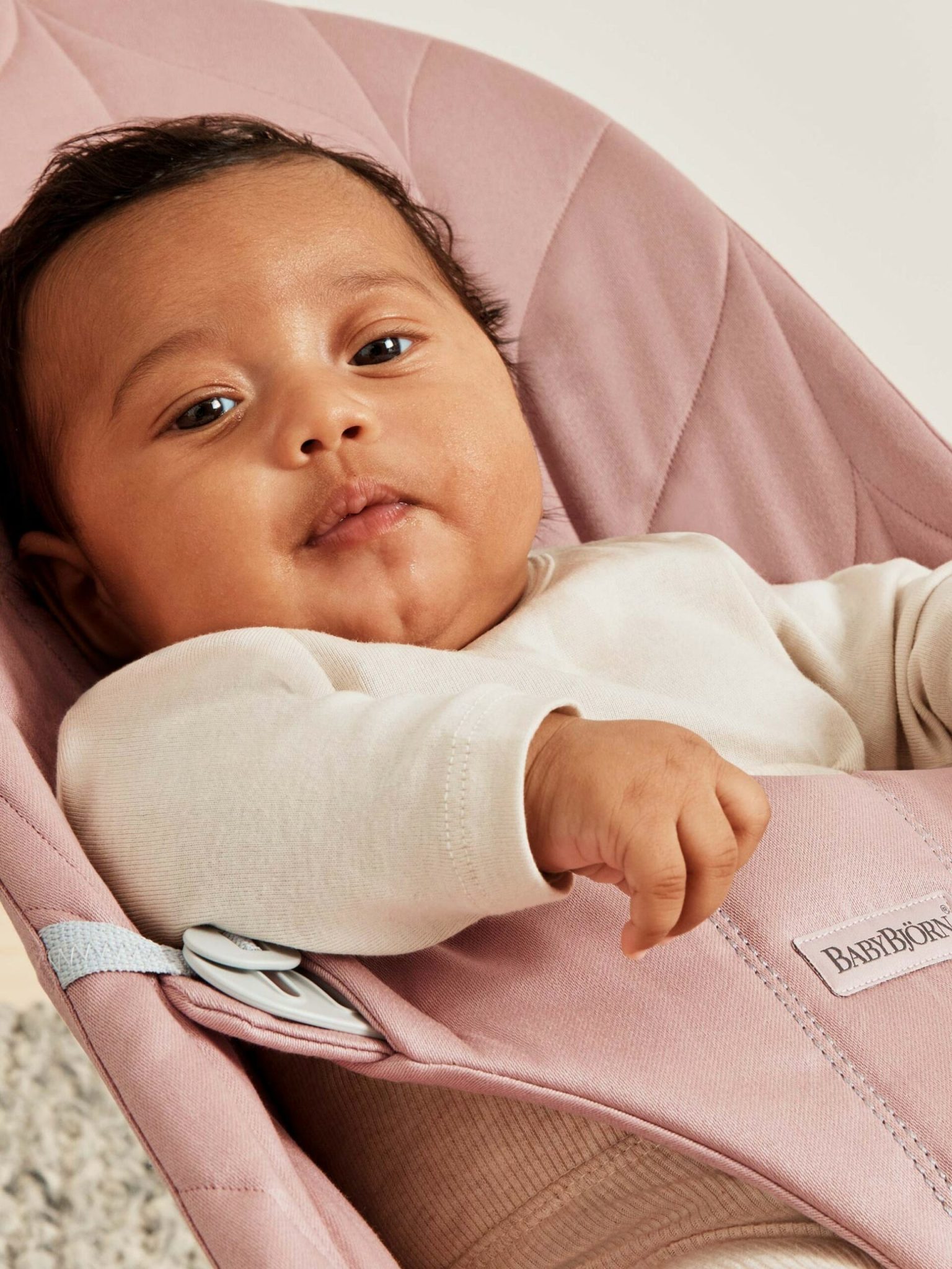 BabyBjörn Ležaljka za bebe Bliss Petal quilt, Dusty Pink, Woven - Image 4